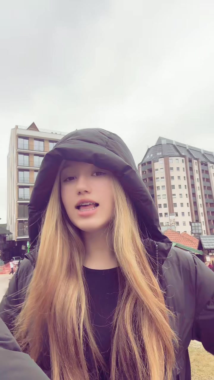 @hanaaa