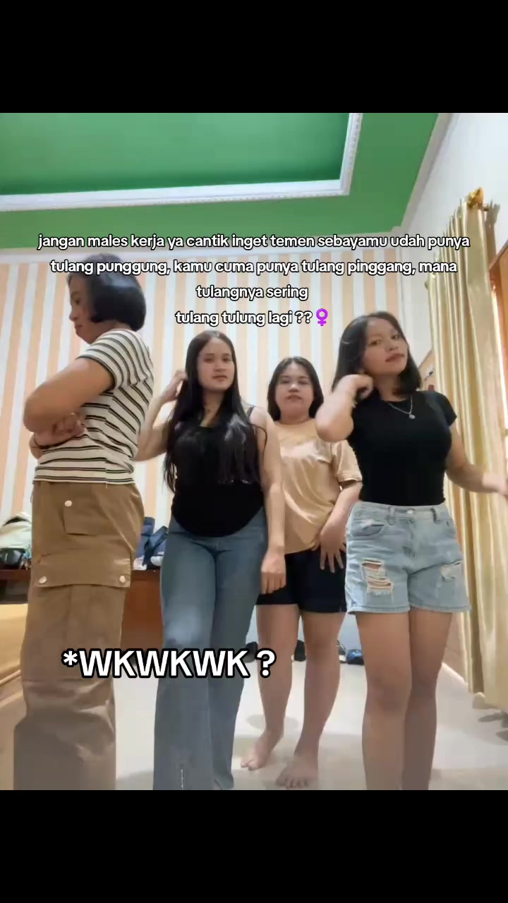 @Dellista_iKONIC