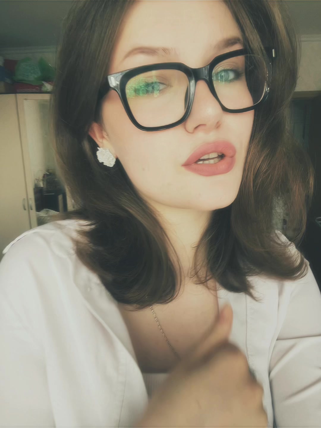 @вроде Вика зовут