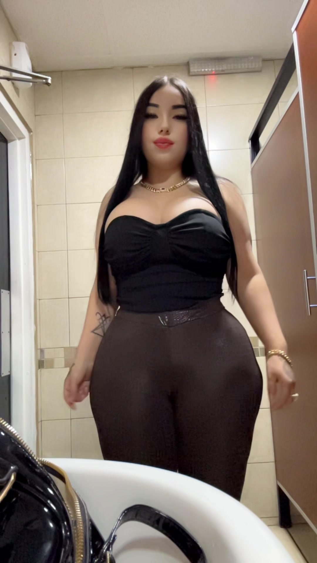 @Barbie Colombani๐น