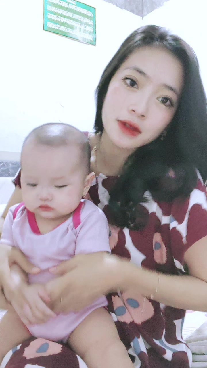 @Monee2