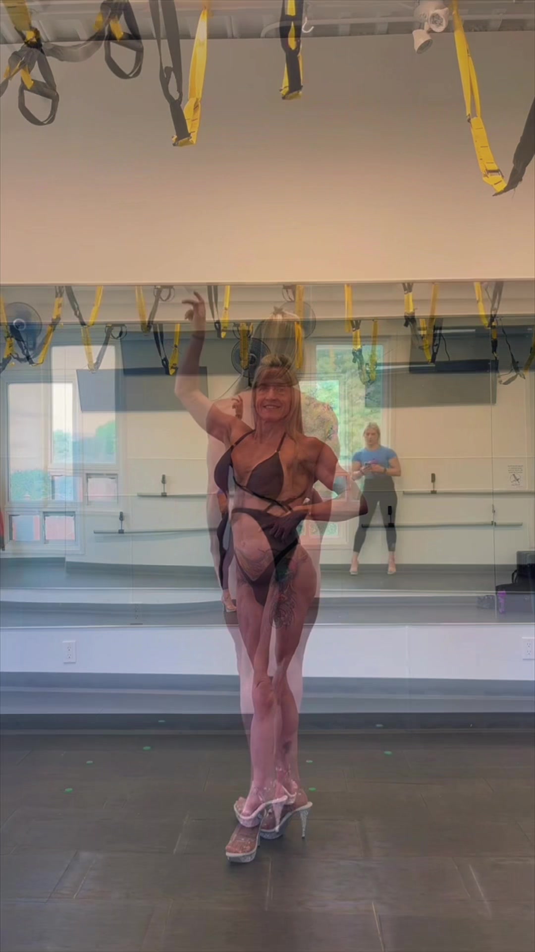 @shelleymorrisbell IFBB PRO