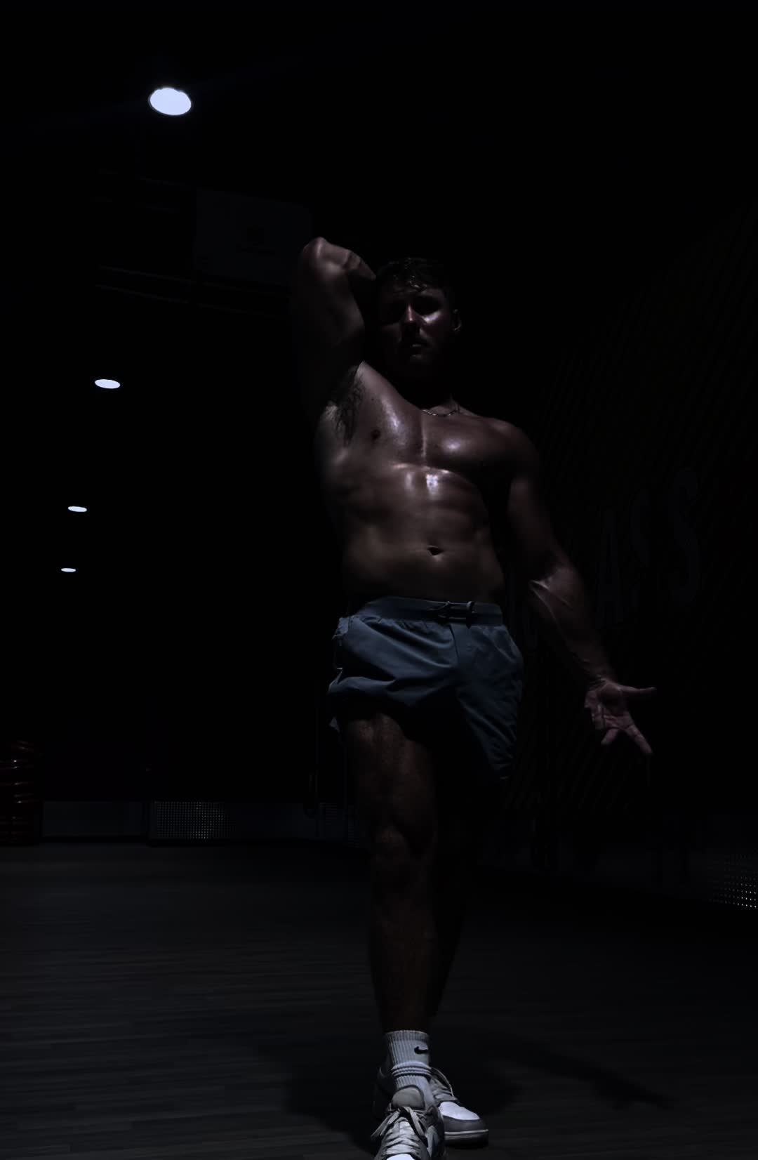 @ROZZYLIFTS