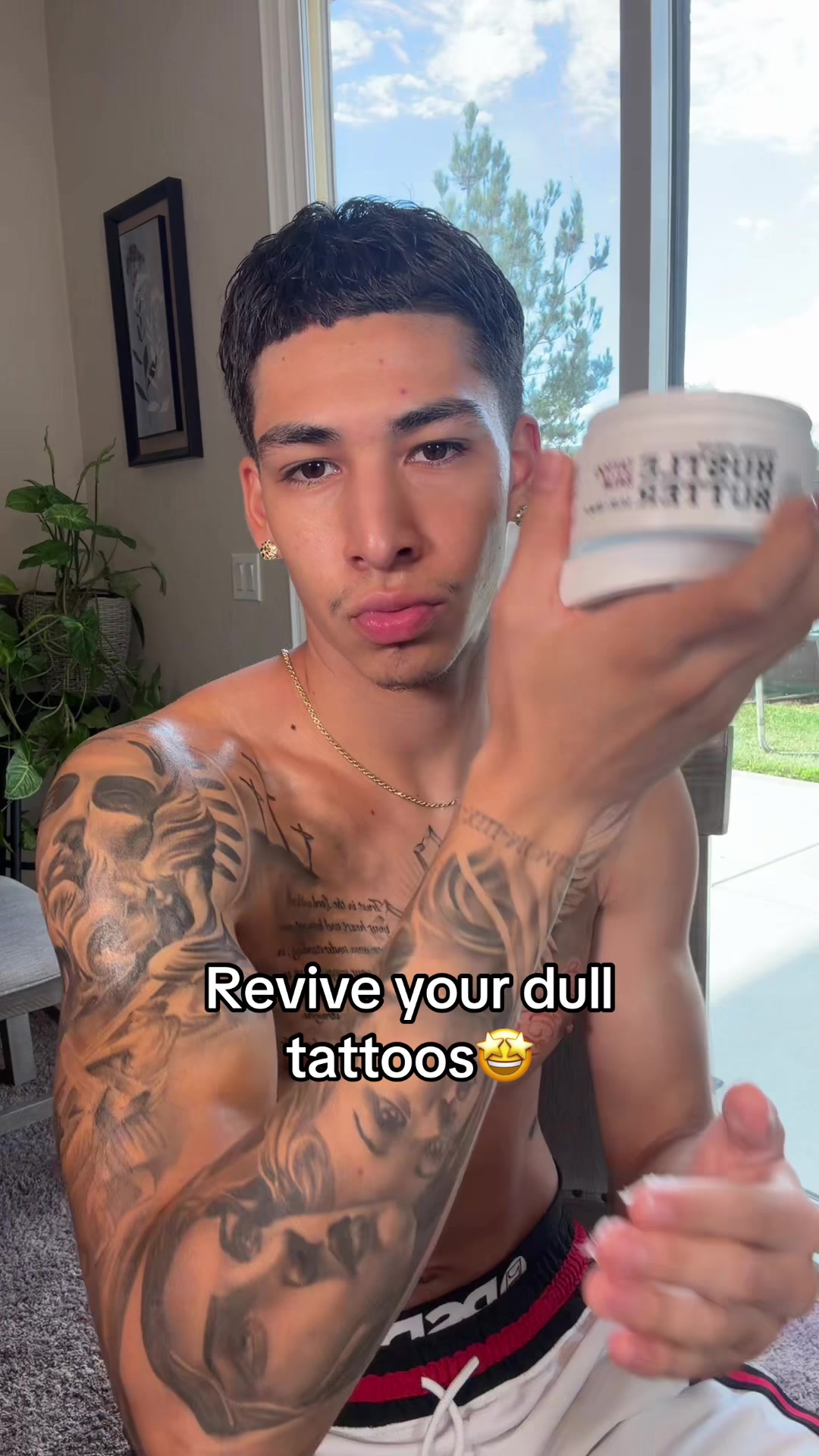 @…
