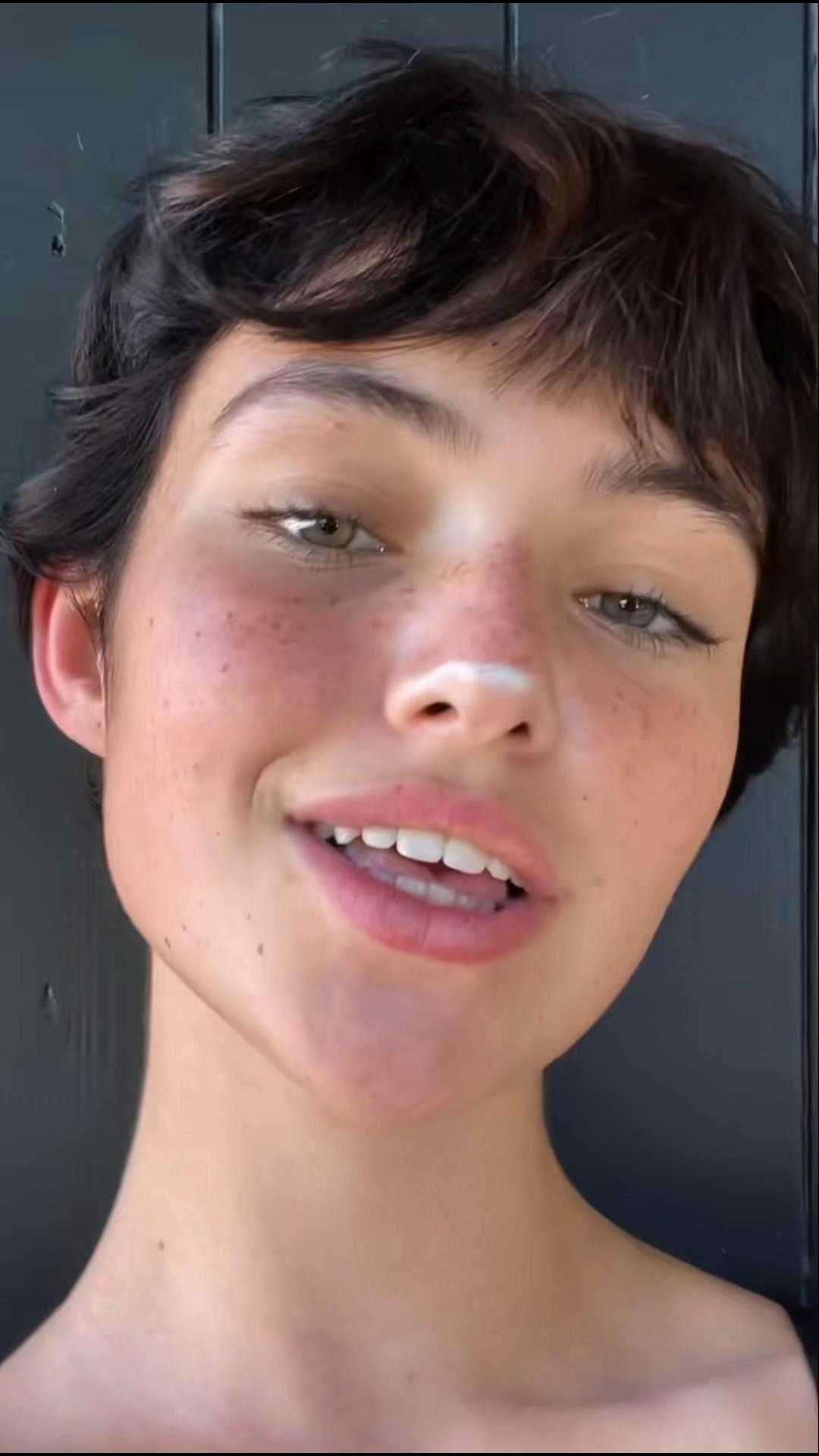@Lookismo