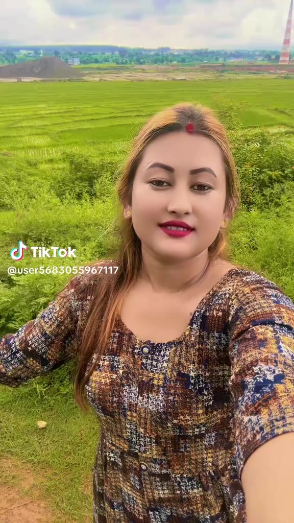 @बिना रसालि🥰