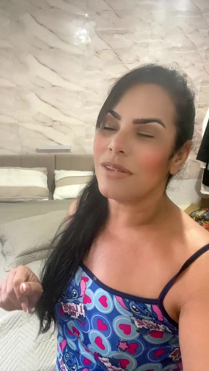 @Aneli Bezerra a coroa 👑