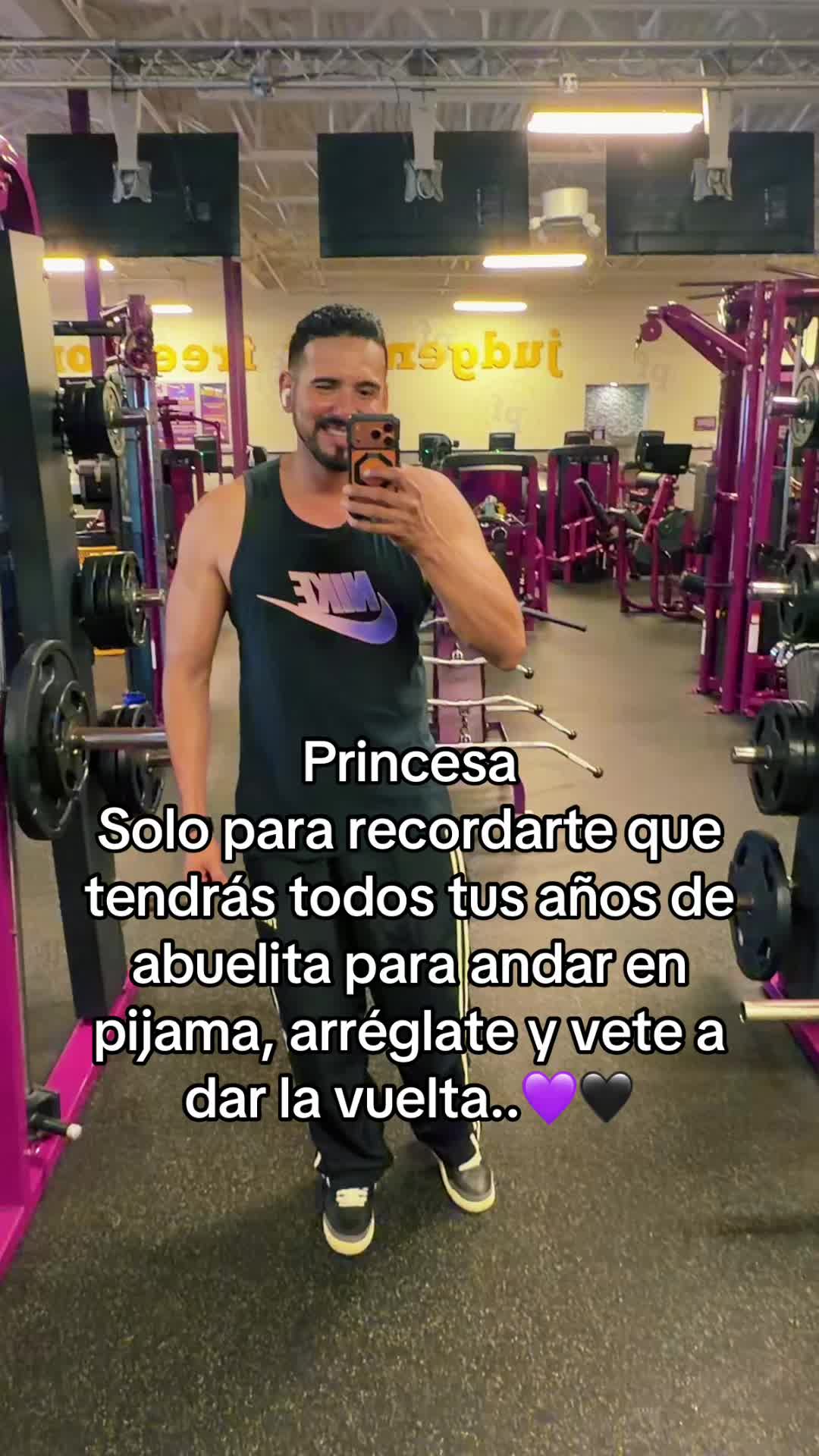 @El Se&ntilde;or Sonrisas.