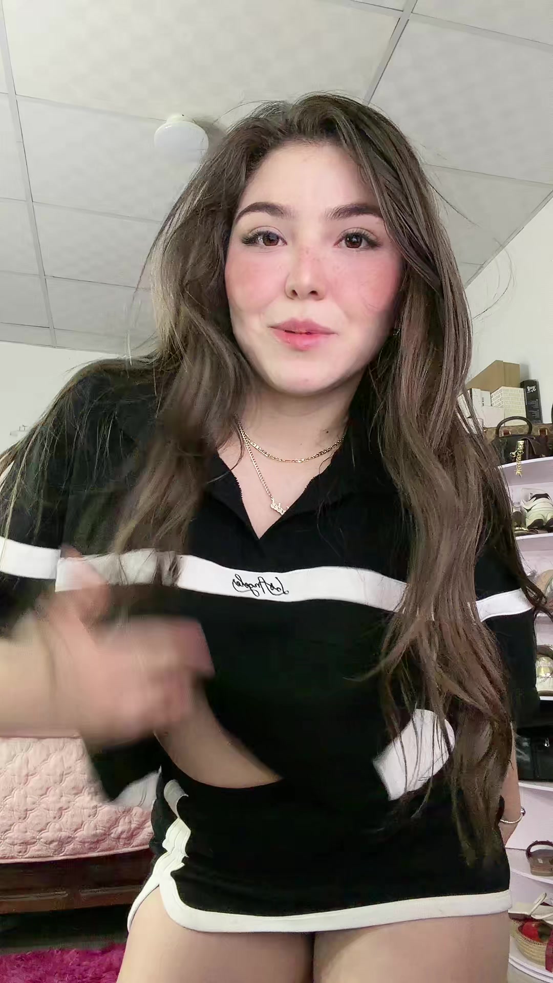 @ISABELLA🧚🏻
