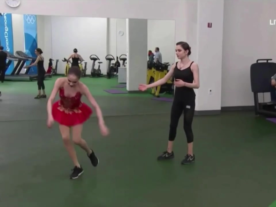 @victoria❤️ figure skating⛸️
