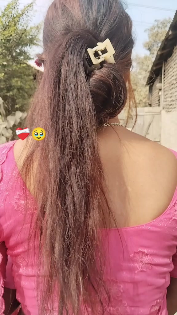 @Ms.Tharuni👑❣️