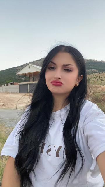 @Burcu yıldız ✨