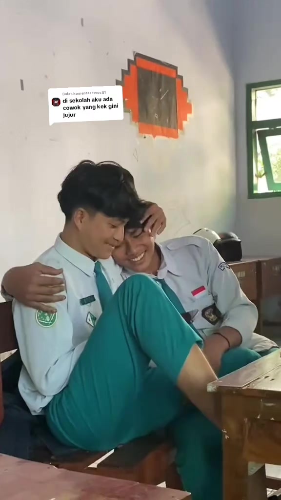 @𝐌𝐨𝐦𝐲🐝
