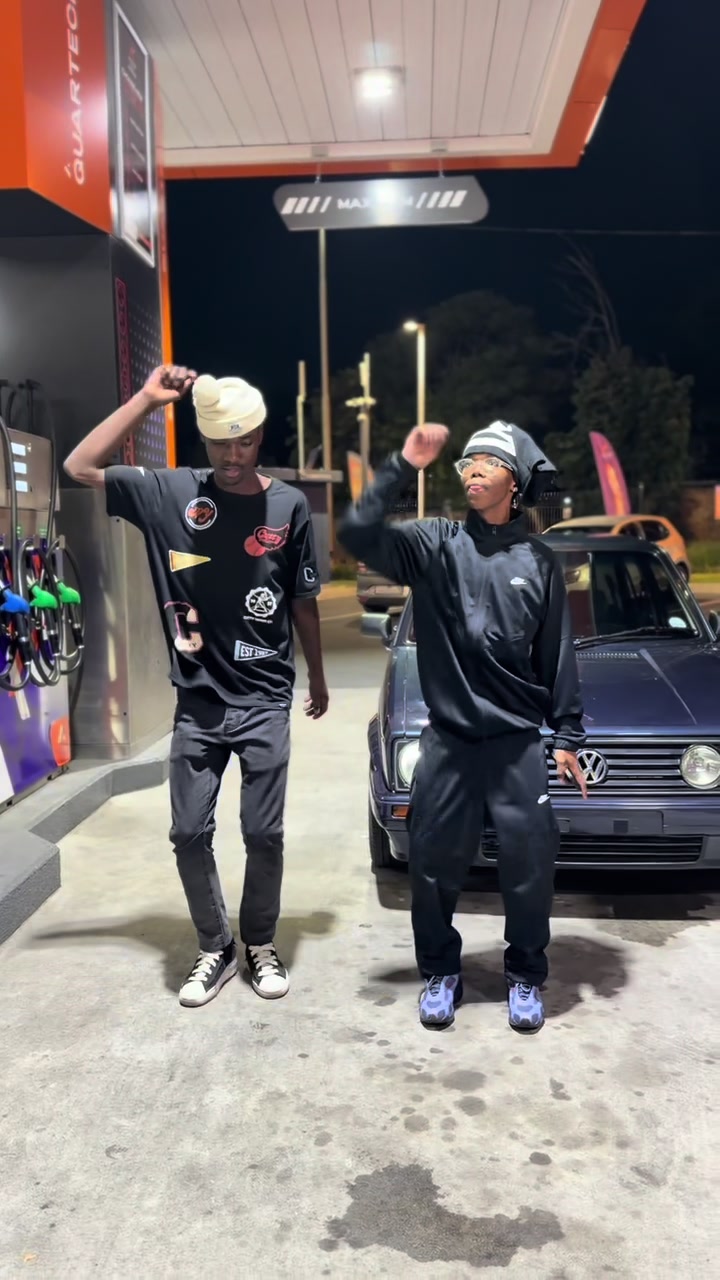 @W4DE