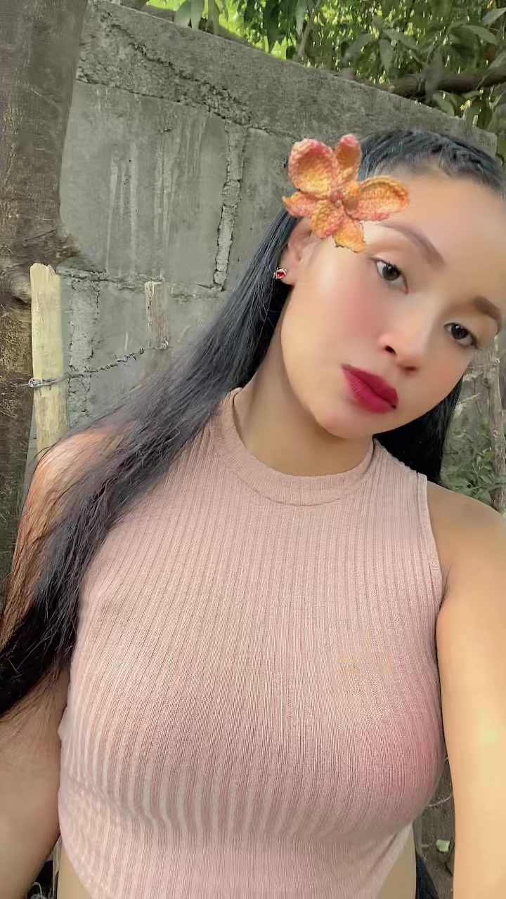@L u c í A