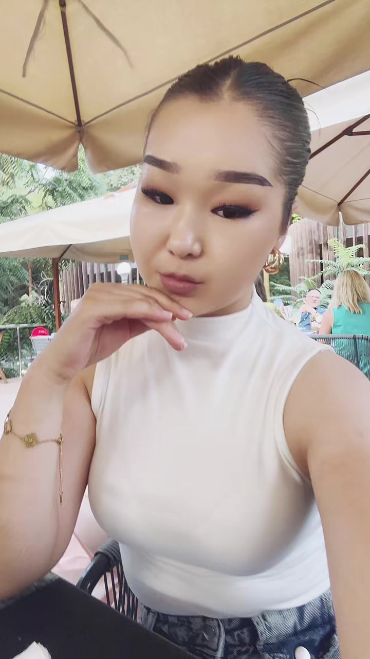 @toktosunova06