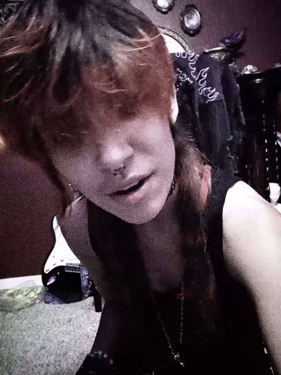 @𖣂︎𝕸𝖎𝖑𝖊𝖘𖣂︎