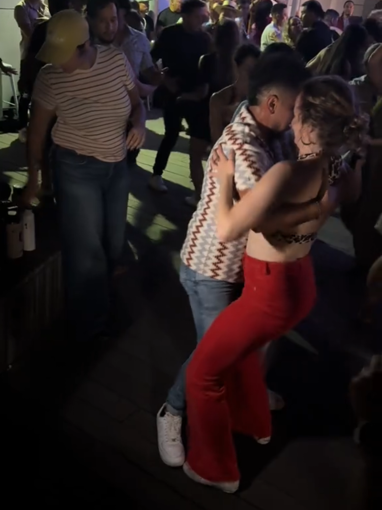 @Rumbera73