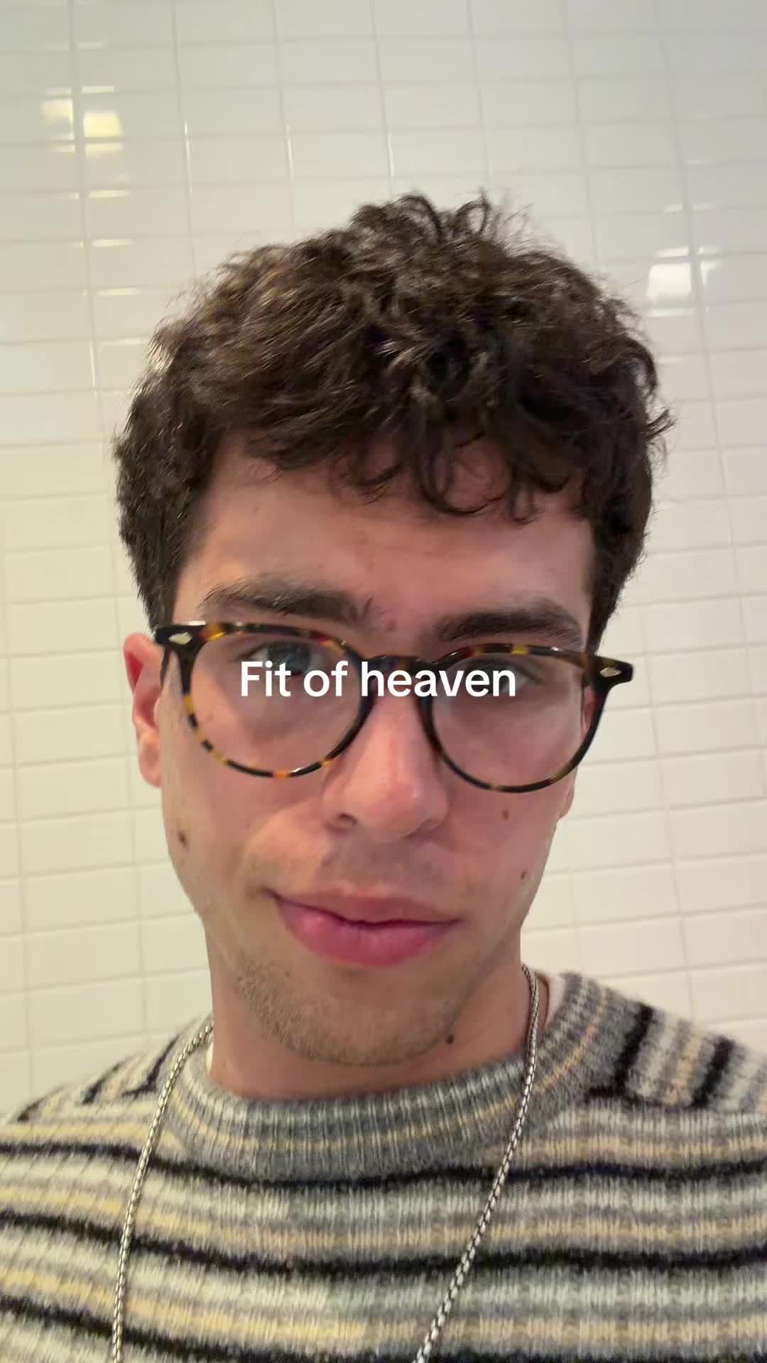 @Moanfaceemoji