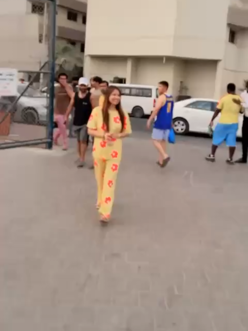 @Rose 🇵🇭 🇦🇪 🐺