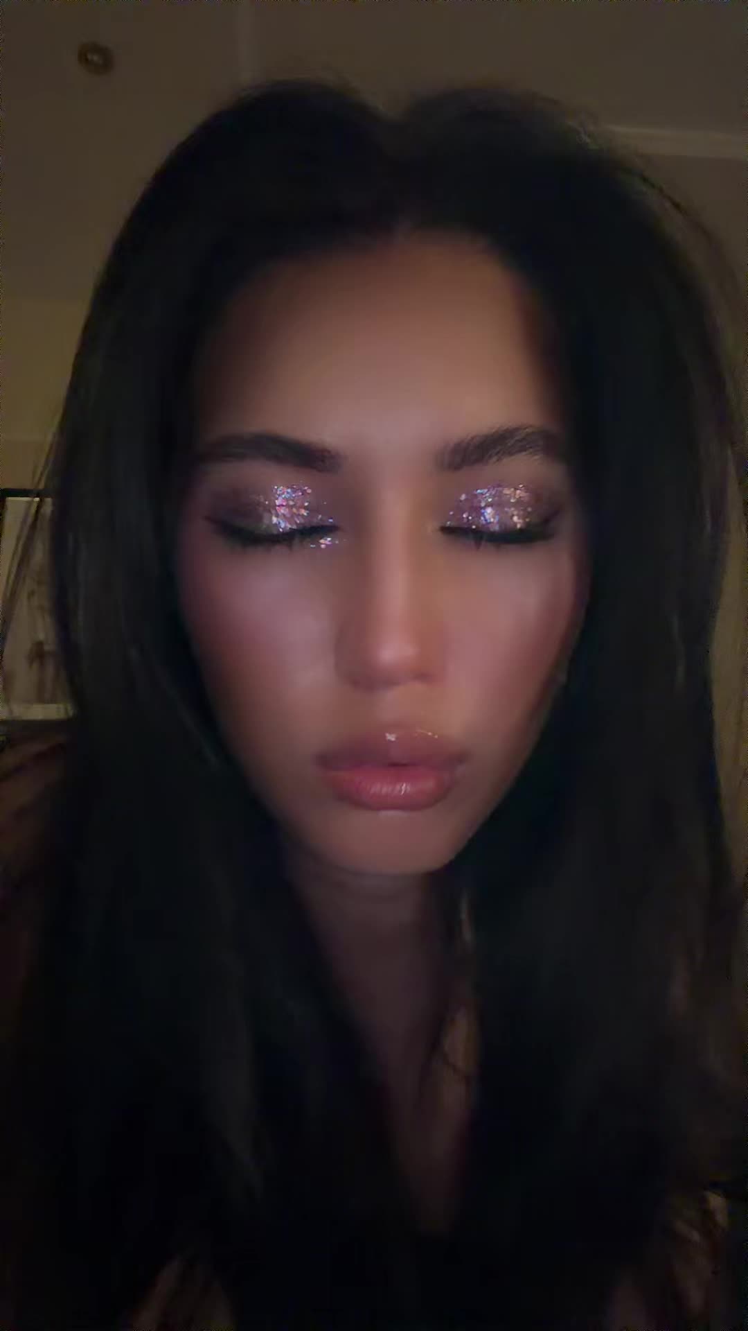 @Milania