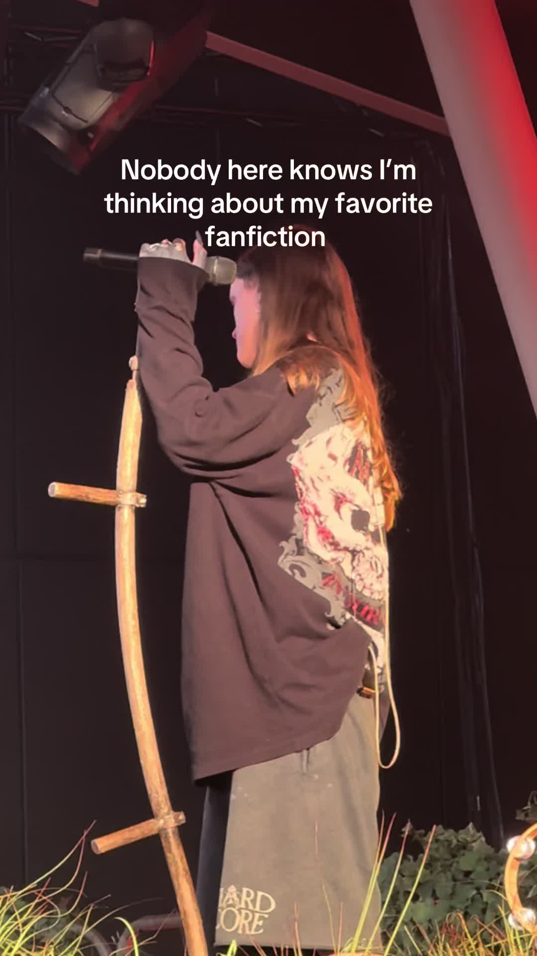 @⋆✮𝔫𝔢𝔡 ⚰︎♱