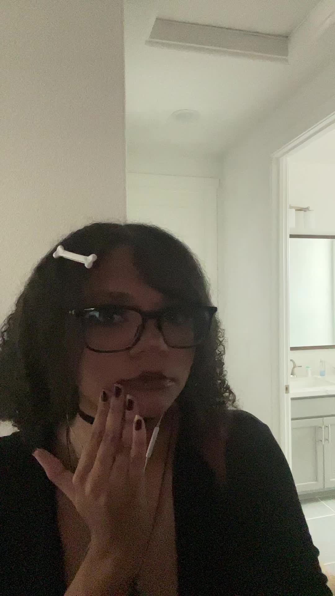 @Hi