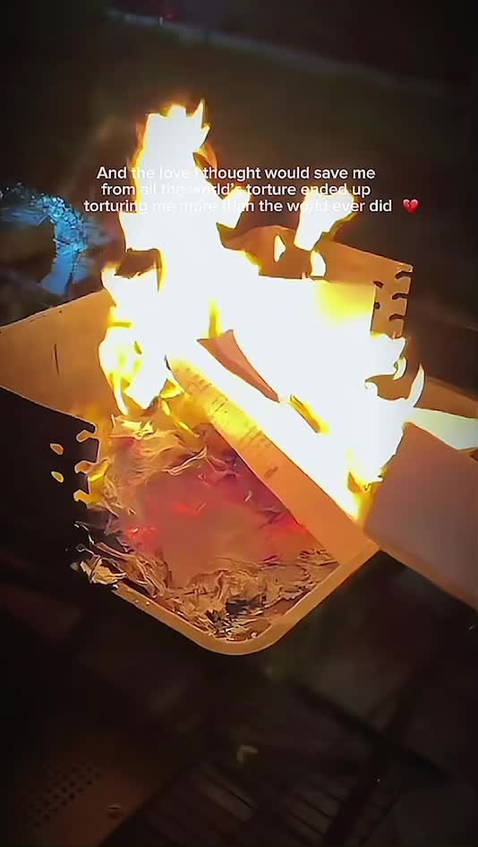 @ـــــــــــــــــــﮩ٨ـ💔🥀