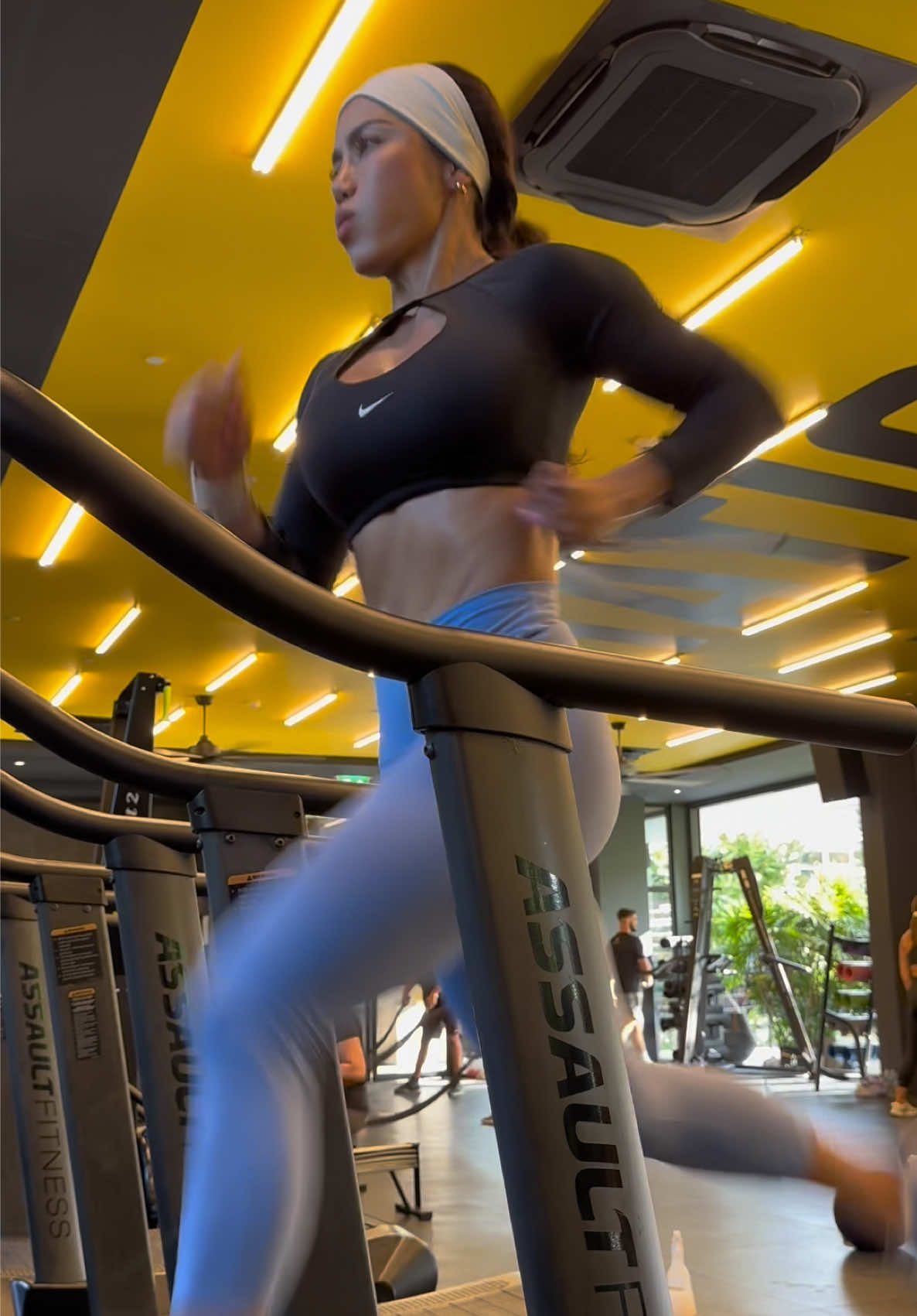 @Tinalovesfitness