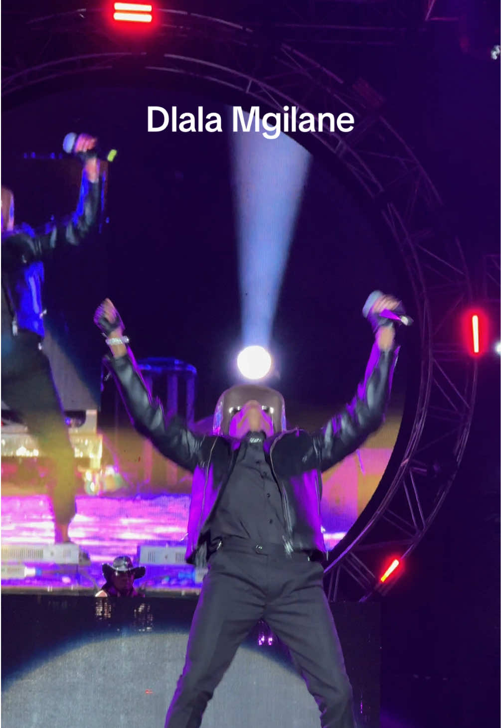 @Themba Mina 🇿🇦