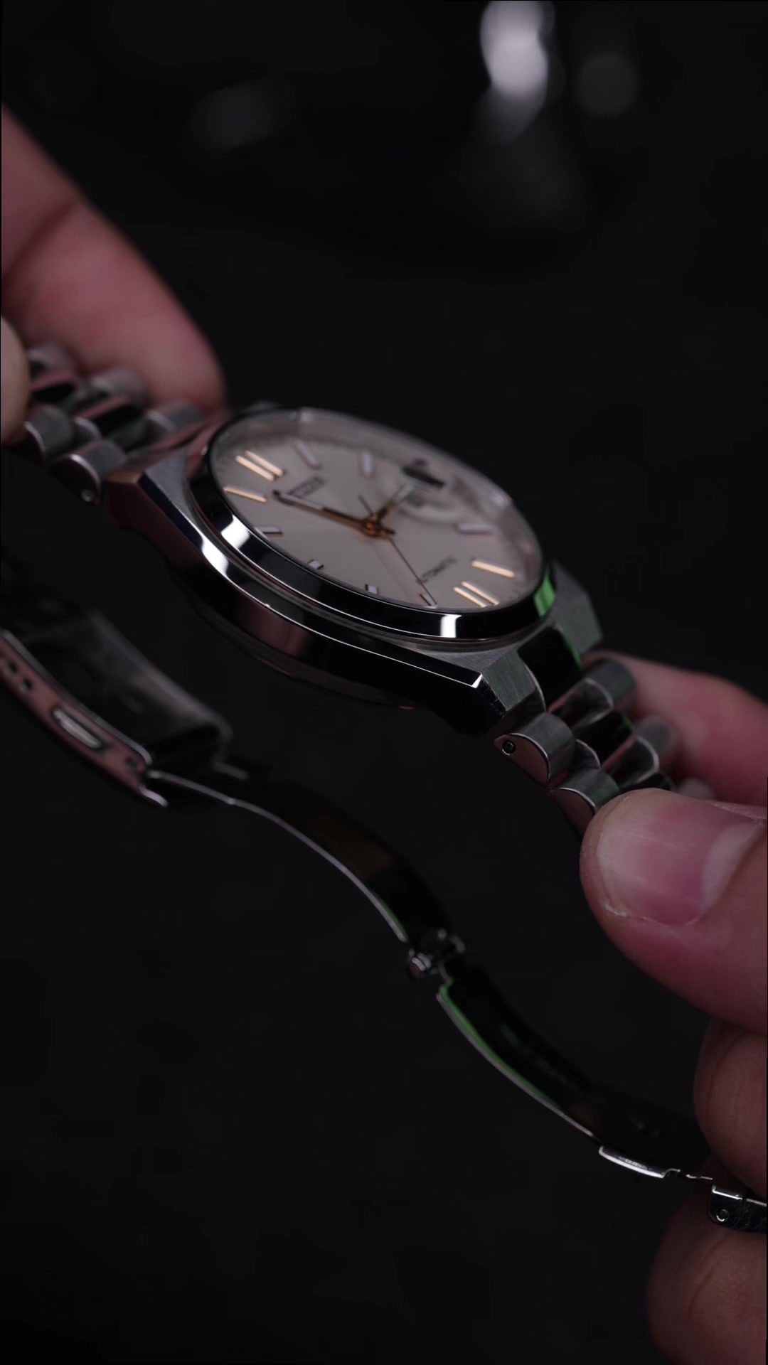 @QuốcThôngg 1.Minute