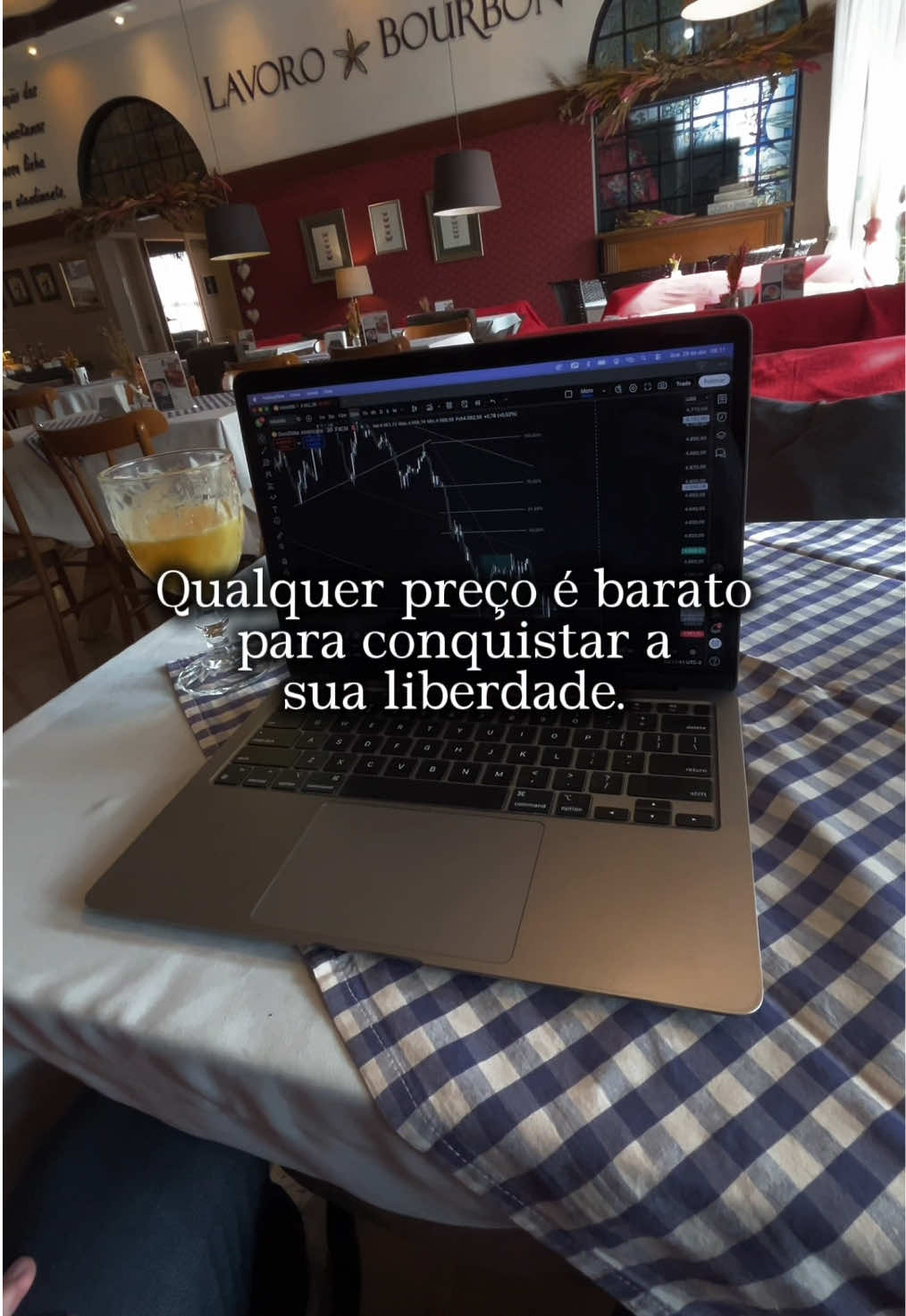 @FÁBIO MORO