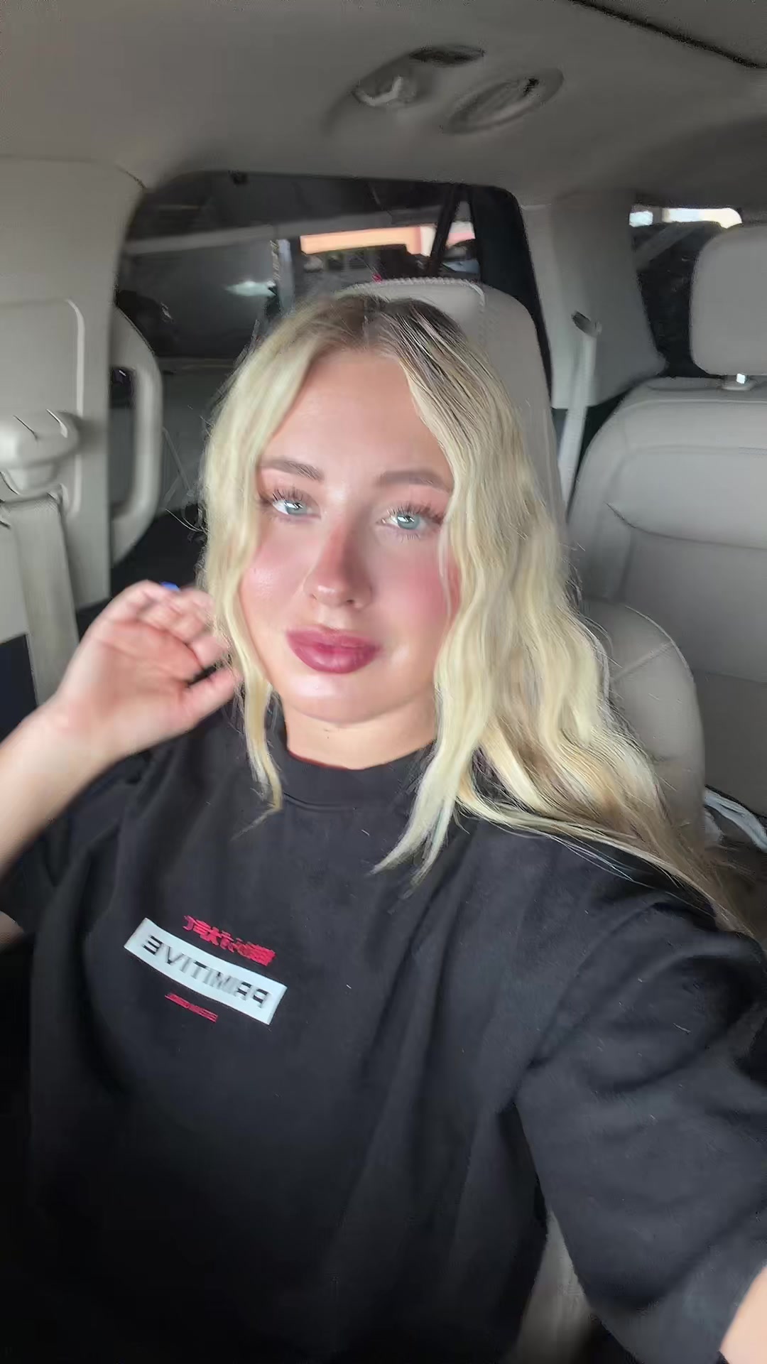 @Itsthespacecowgirl