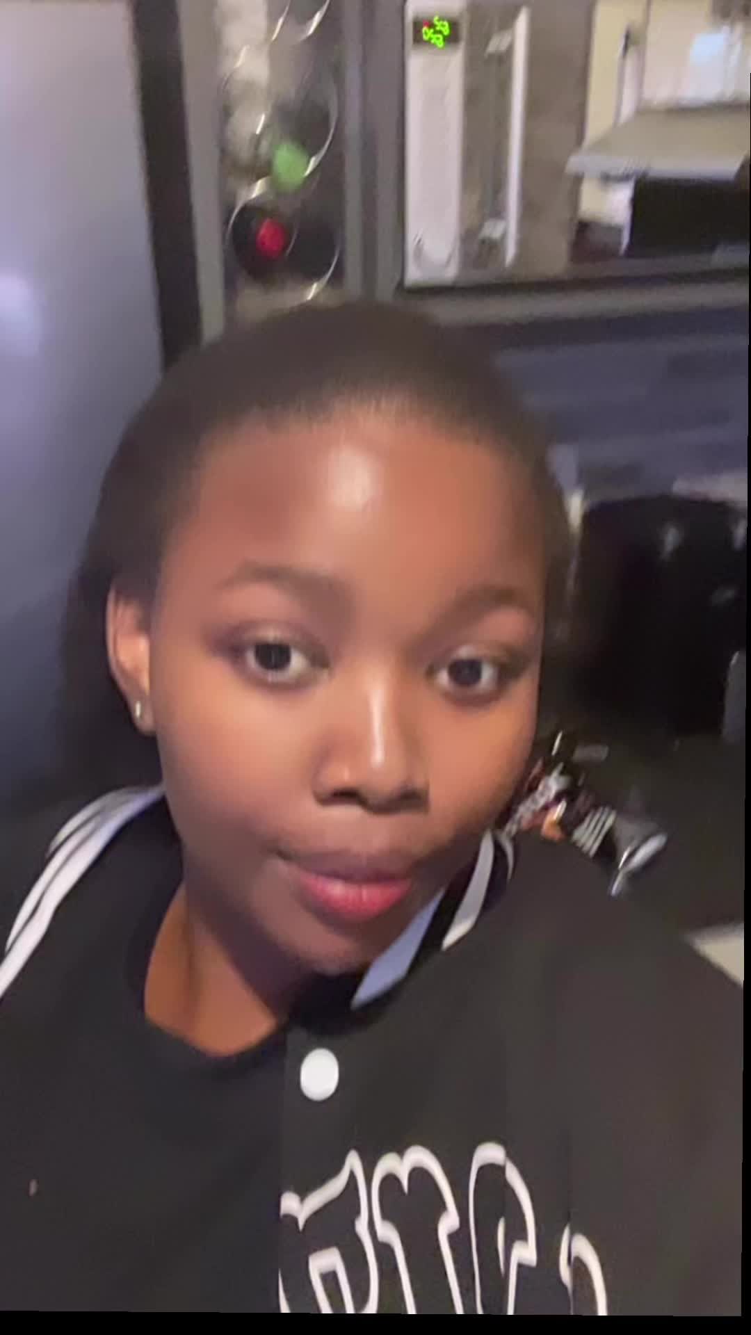@Naledi