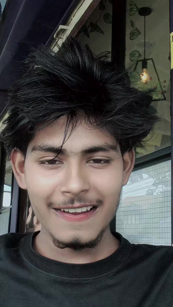 @❤️Aadarsh Chauhan❤️