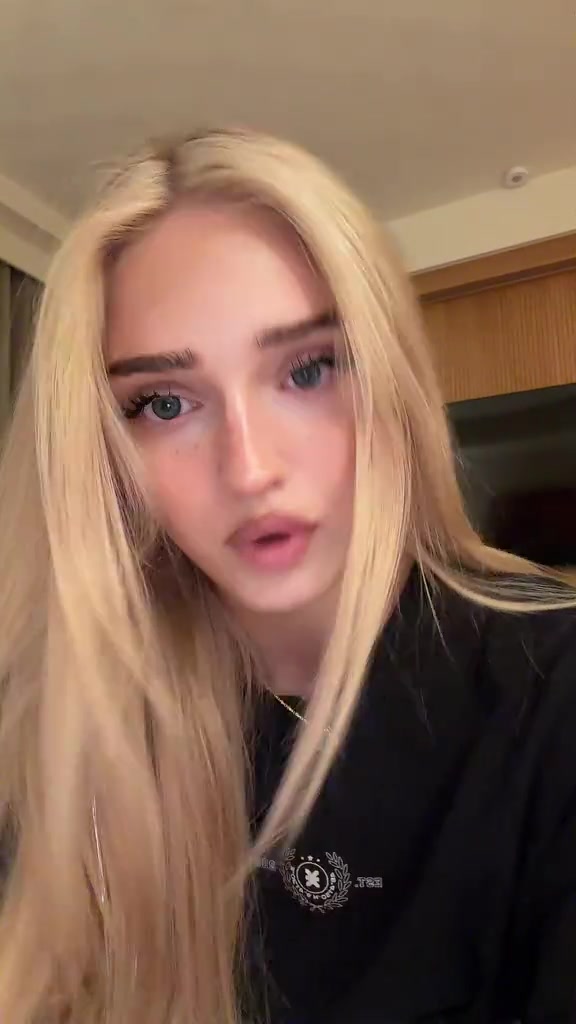 @👂