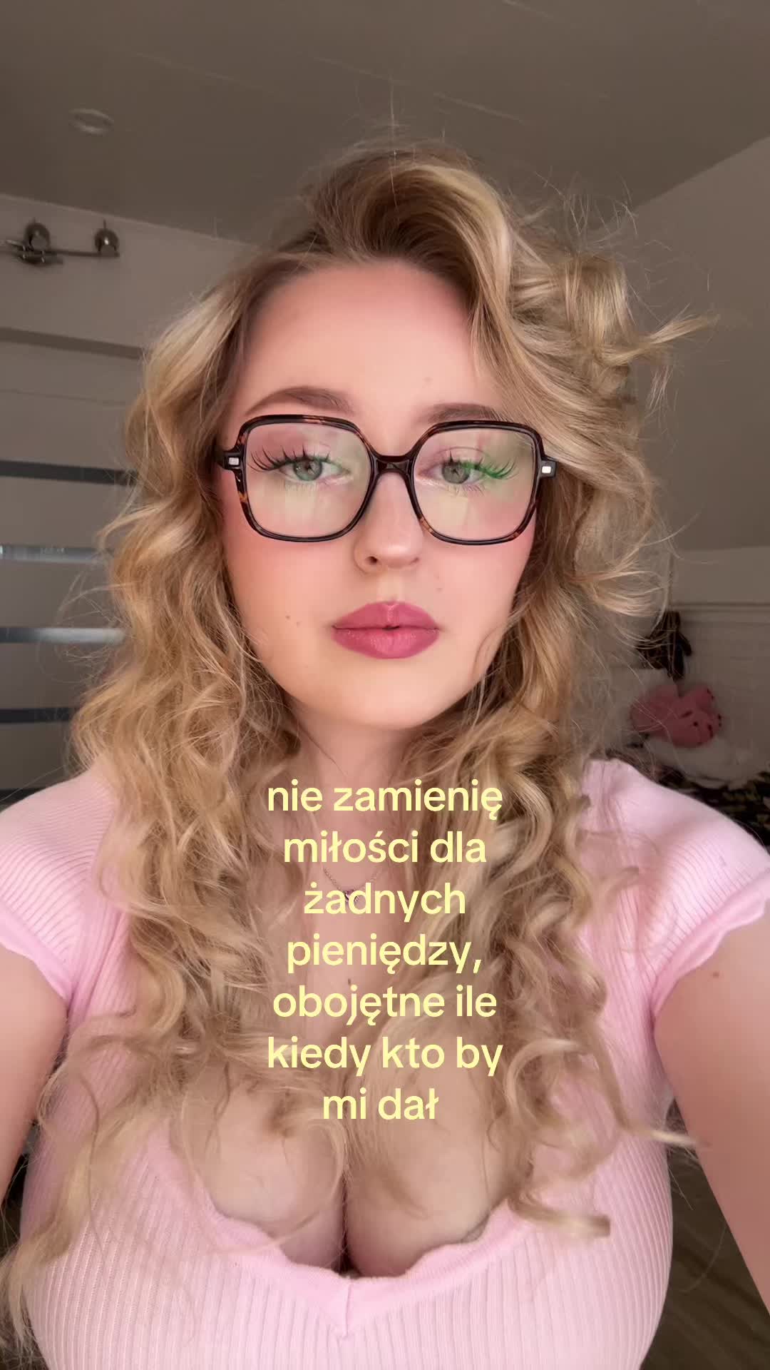 @julia 🎀 | ig _jvlciaa