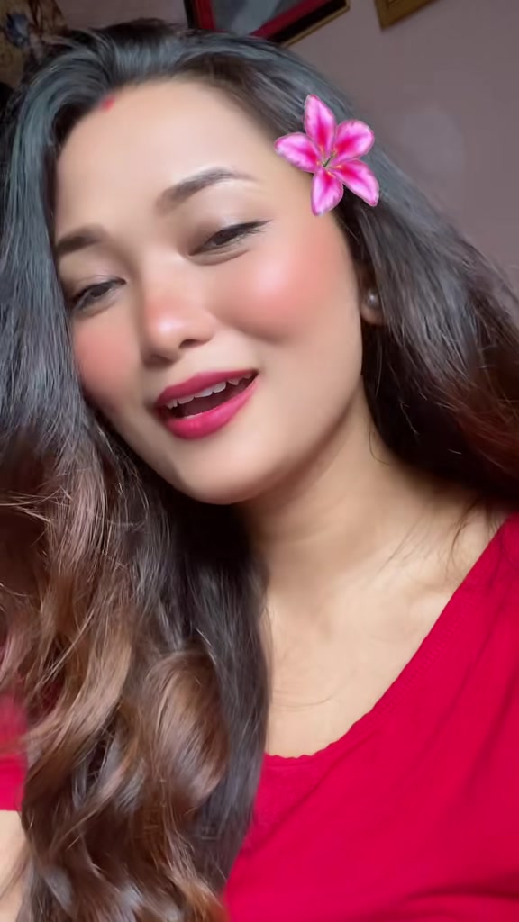 @Meenavlogs