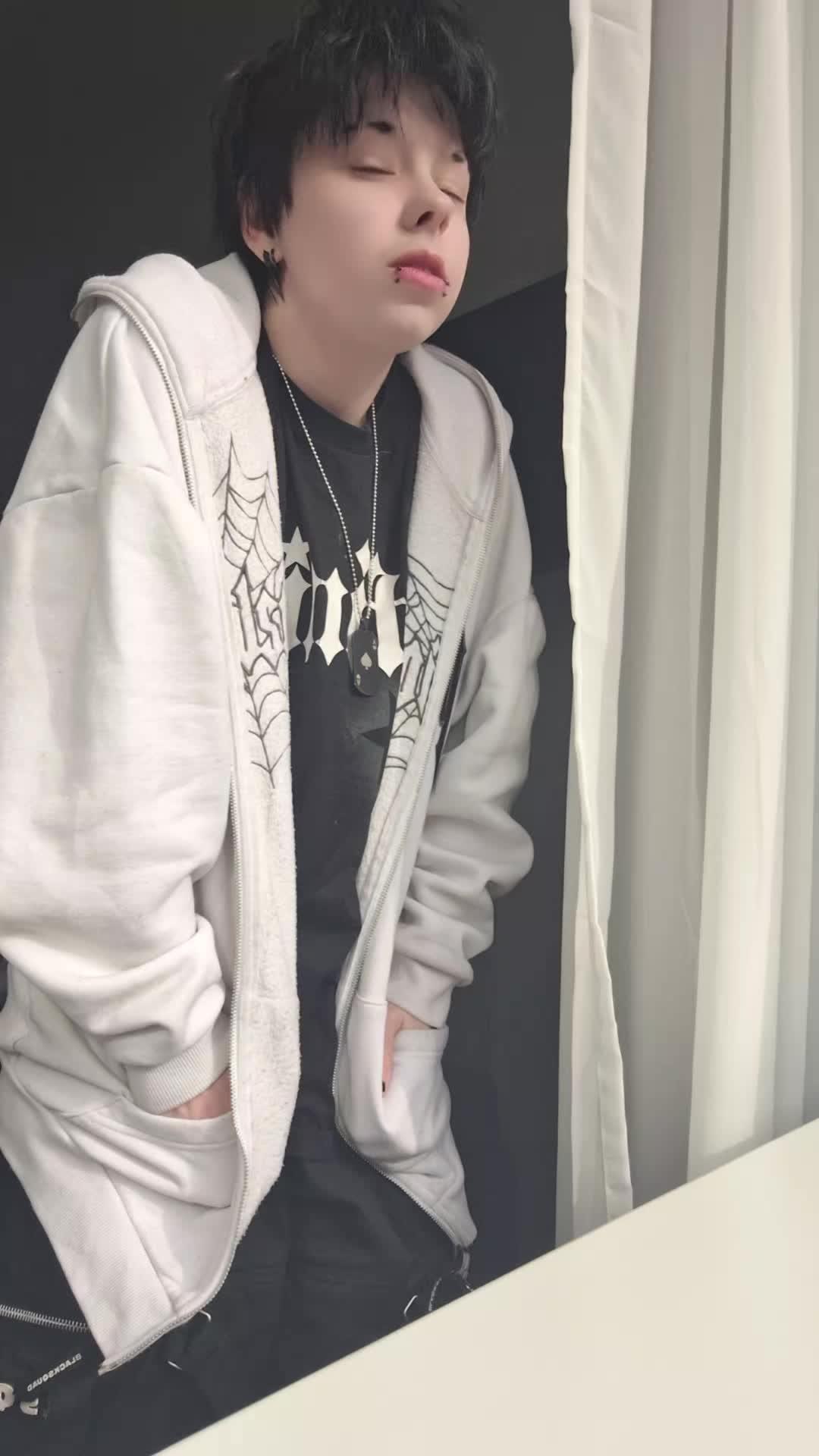@โ๐ธ๐๐๐/๐ฐ๐๐๐๐โ