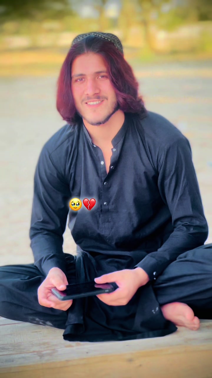 @🦅مسافر جانان😍۔۔👀