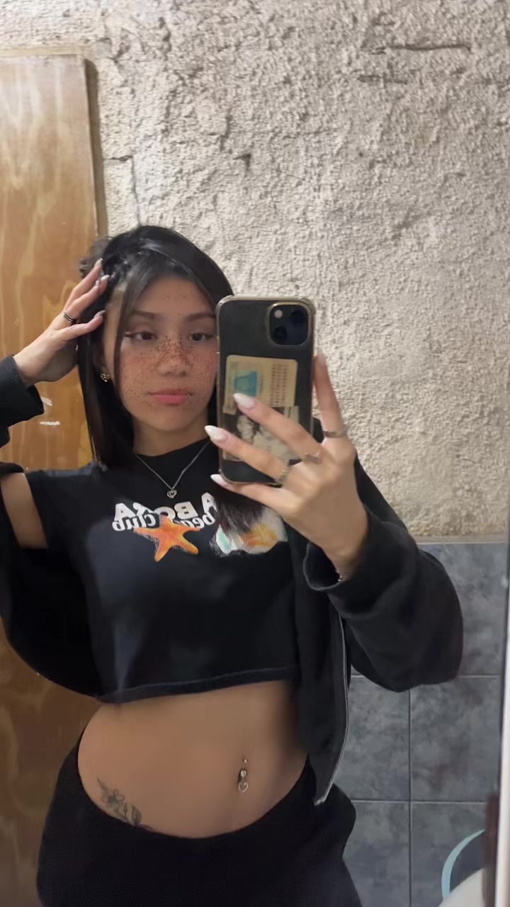 @𝒜𝓃𝓉𝑜𝓃𝑒𝓁𝓁𝒶