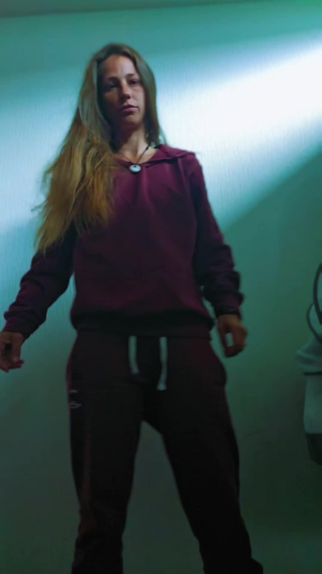 @AnnaPaula