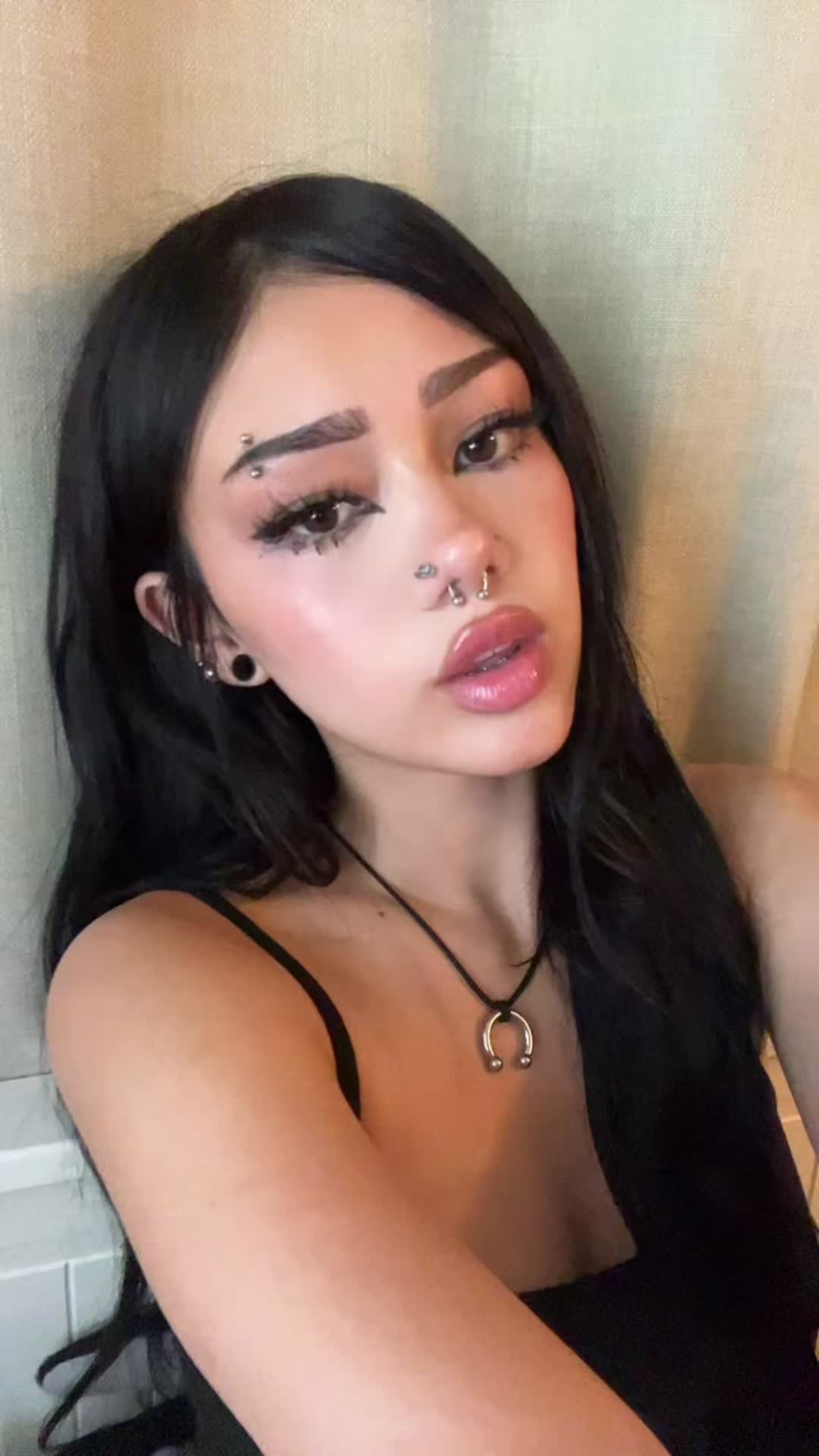 @Giggleshitter2000