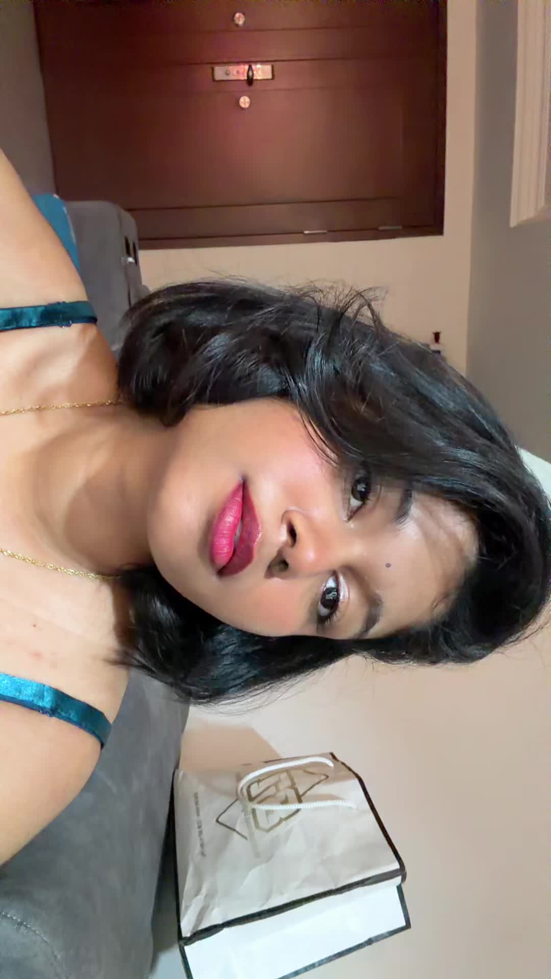 @KRITIKA_RATHNA KUMAR🦋