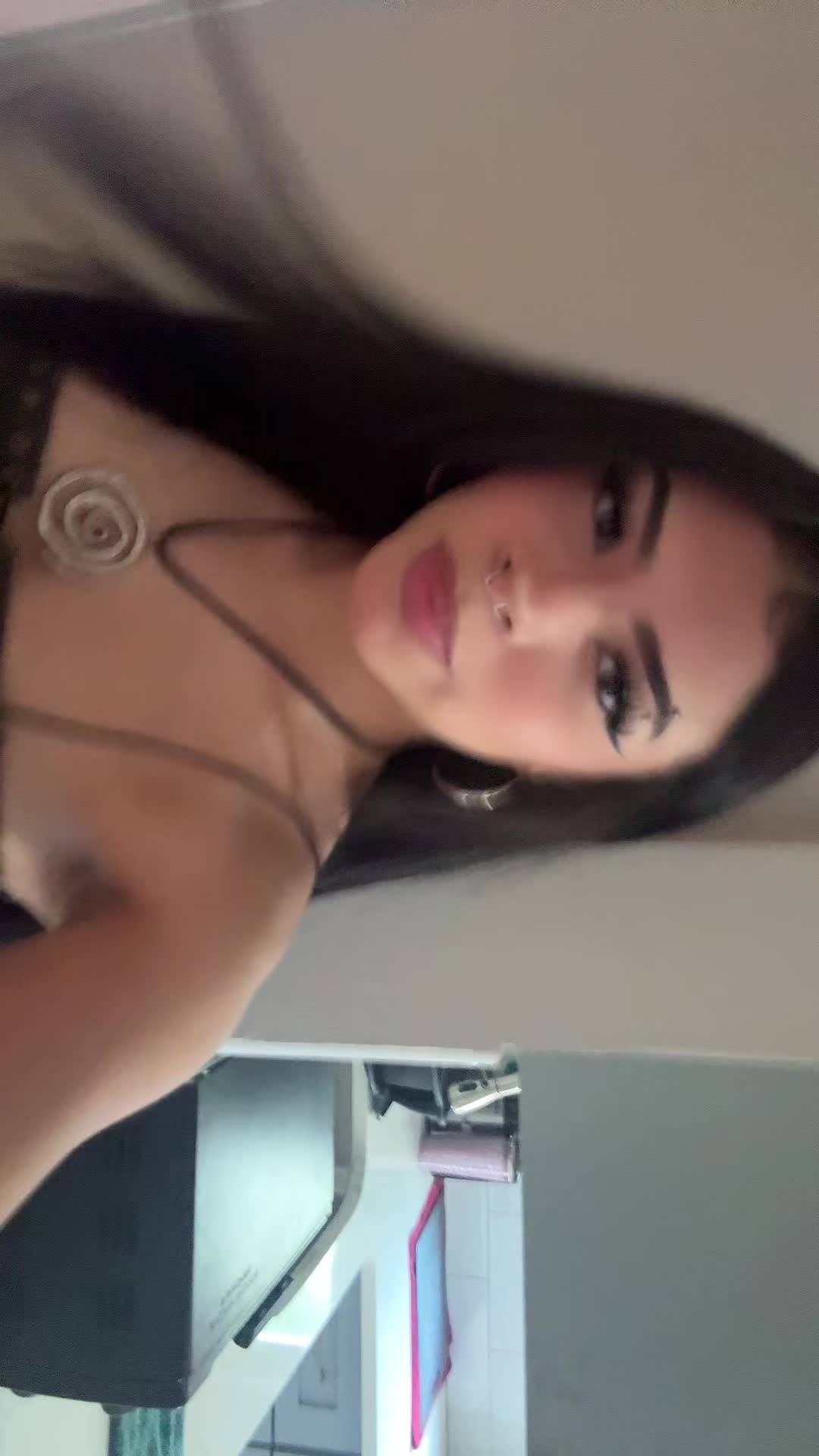 @karina🖤