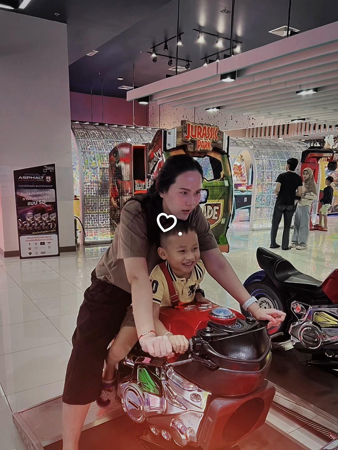 @Intasarn Noi (โมโม่เอง)