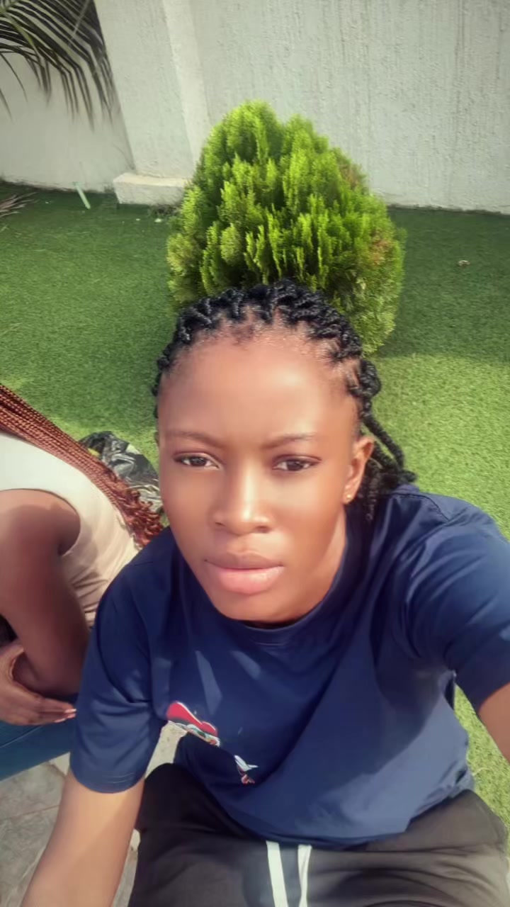 @Adjei🙂↕️