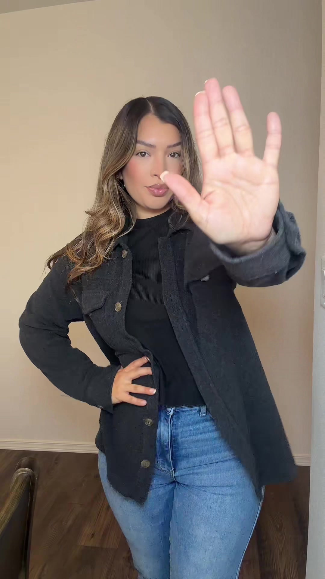 @Ella