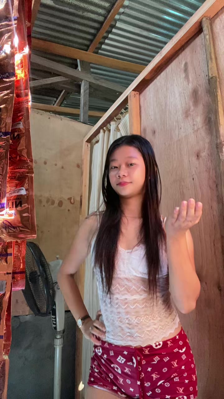 @damnchrstn