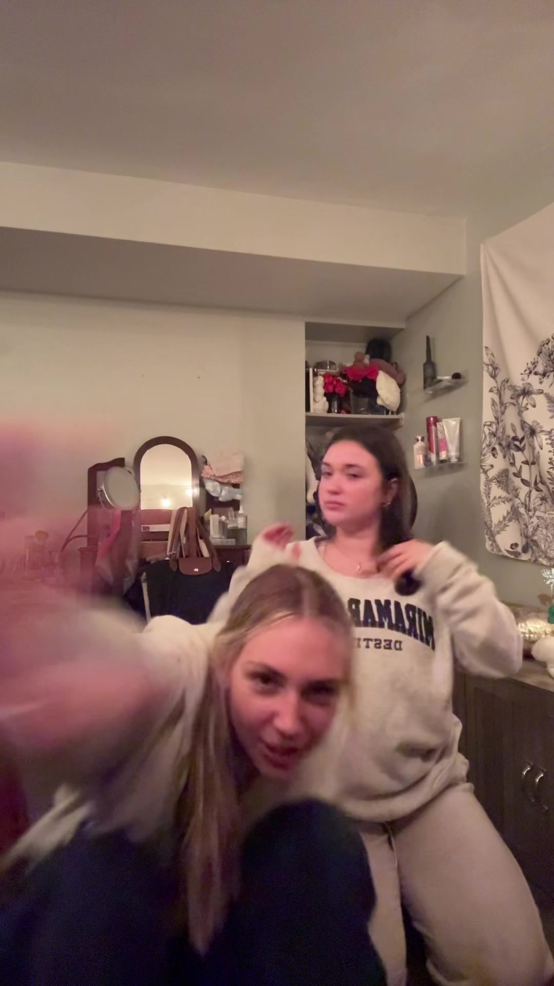 @raegan
